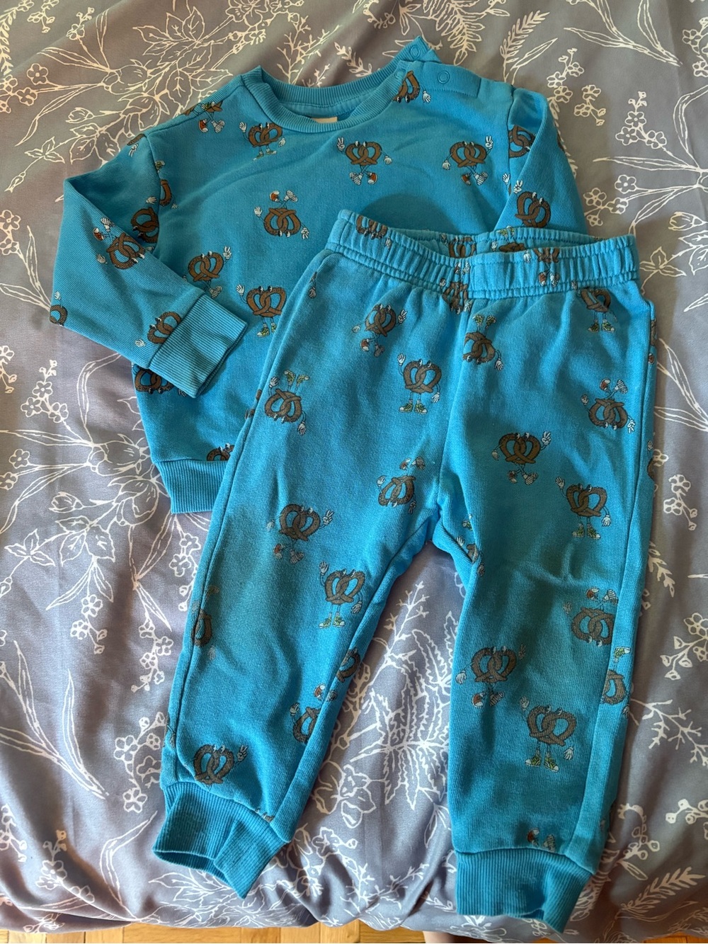 Tucker + Tate Pretzel Print Set